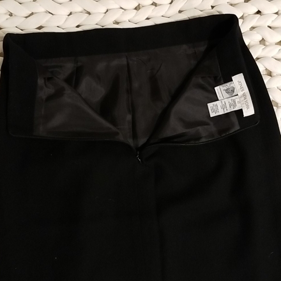 Jones New York 100%wool mini skirt - Picture 5 of 5